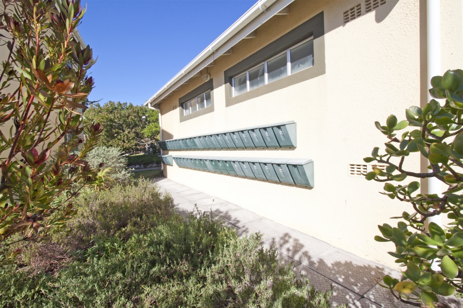To Let 2 Bedroom Property for Rent in Welcome Glen Western Cape